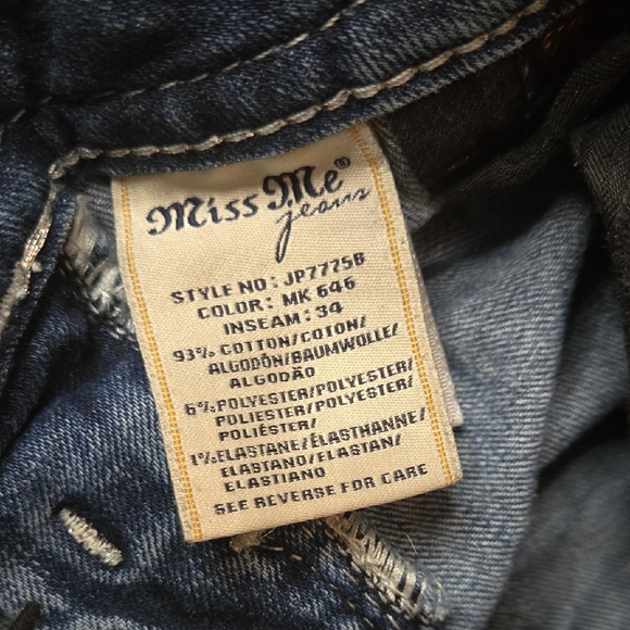 Miss Me Blue Jeans with Embellished Pockets - Picture 7 of 12